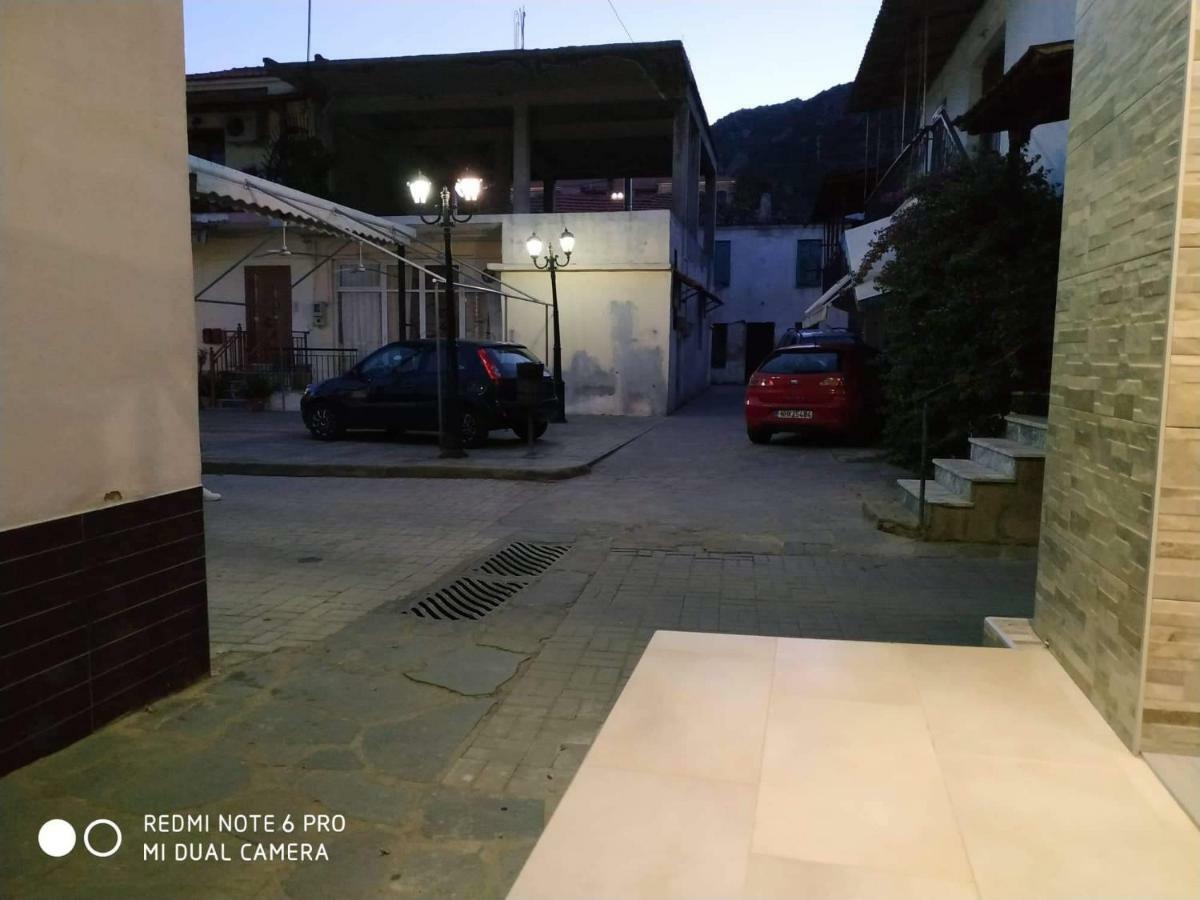 Lavim Apartments 2 Сікія Екстер'єр фото